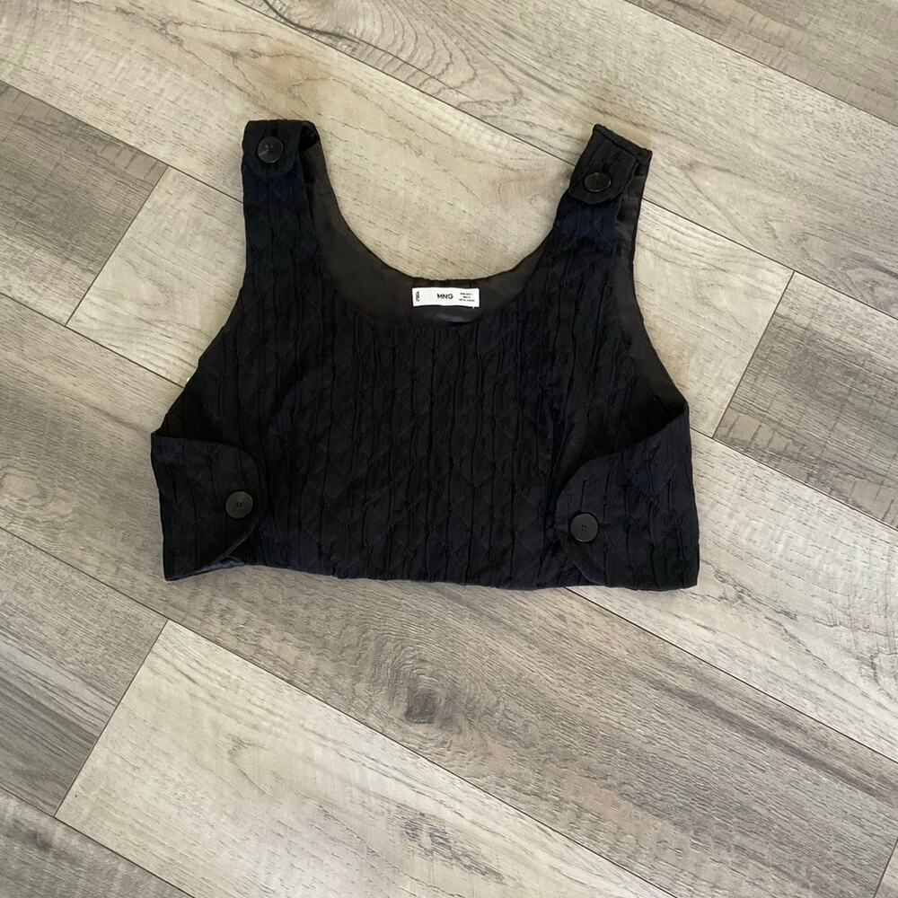 MNG MANGO size large seersucker‎ button top